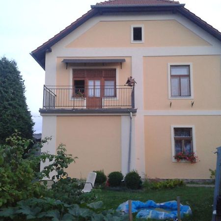Penzion Dora Cesky Krumlov Exterior foto